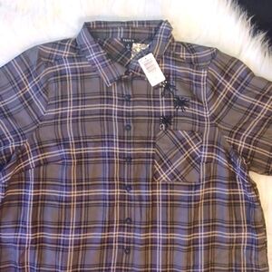 TORRID 3 BLACK/GREEN PLAID EMBELLISHED BUTTON FRONT FLANNEL TOP